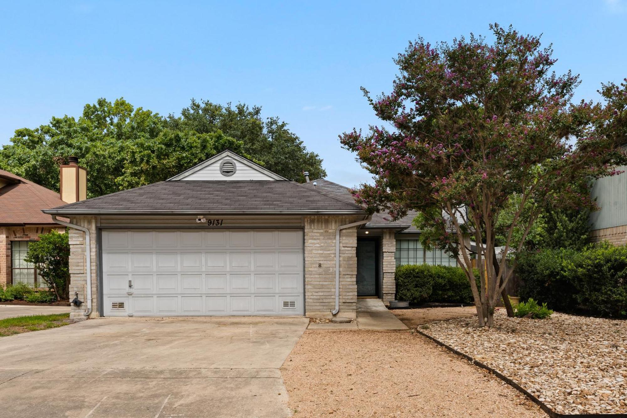 4 Bedroom Suburban Dream House - Seaworld-6Flags-Medcenter - Sleeps 10 San Antonio Exterior photo