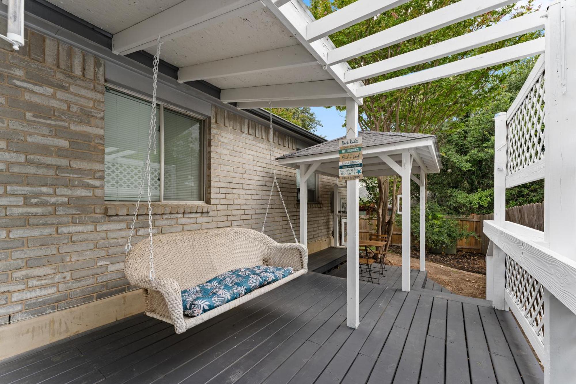 4 Bedroom Suburban Dream House - Seaworld-6Flags-Medcenter - Sleeps 10 San Antonio Exterior photo